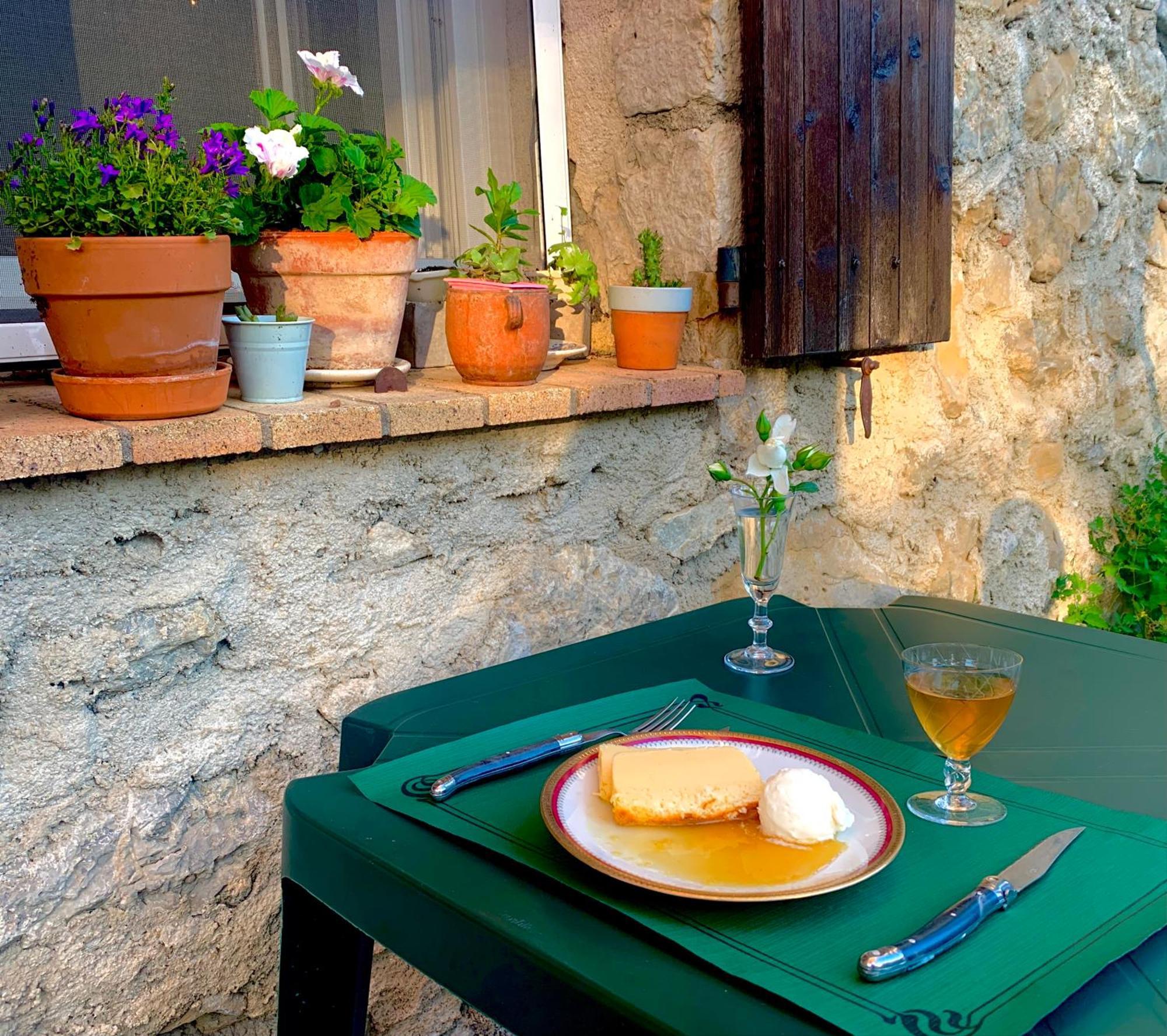 Auberge Lou Jas Soleilhas Ngoại thất bức ảnh