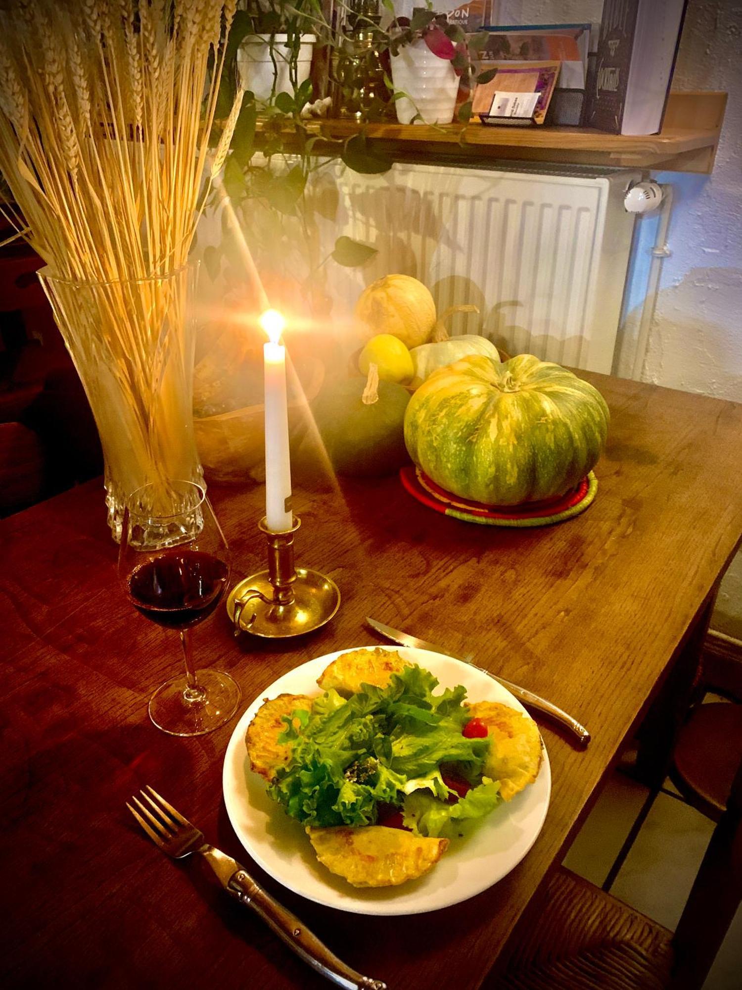 Auberge Lou Jas Soleilhas Ngoại thất bức ảnh